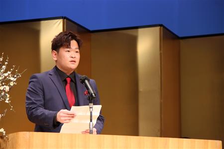 二十歳の誓いをした村松来希さん