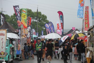 モトクロス（屋台風景）