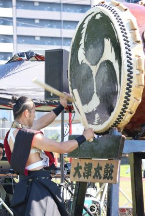 大津太鼓による演奏