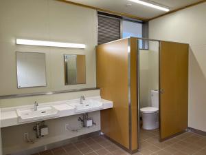 山村広場トイレ女性用