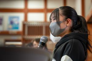 葉山さんのトークを聞いて感想を語る参加者