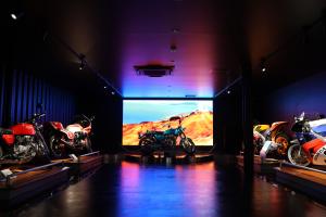 バイク展示