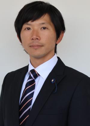 中山直之議員写真