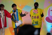 法被に書いてあるモチーフをもとに大津町をPR