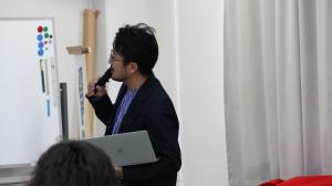 ファシリテーターの川野倫知さん