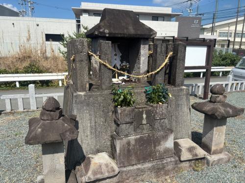苦竹古宮床
